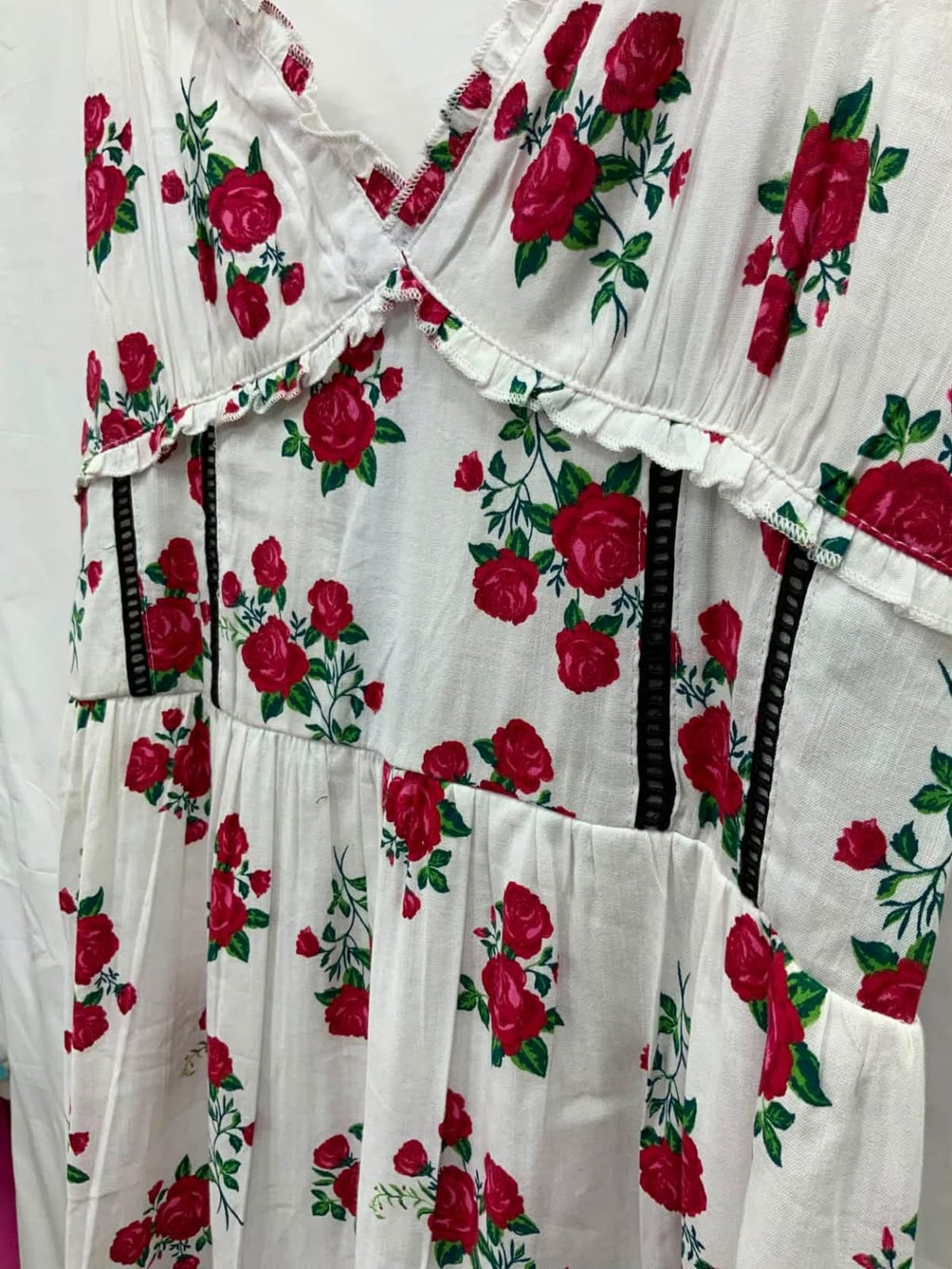 Silver CAT Women's White Floral Print Midi Dress