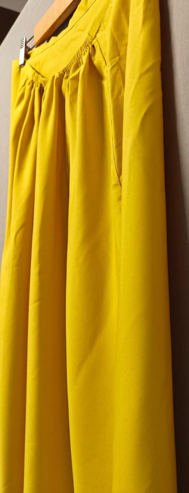 Women's Yellow Elastic Waist Relaxed Fit Maxi Skirt
