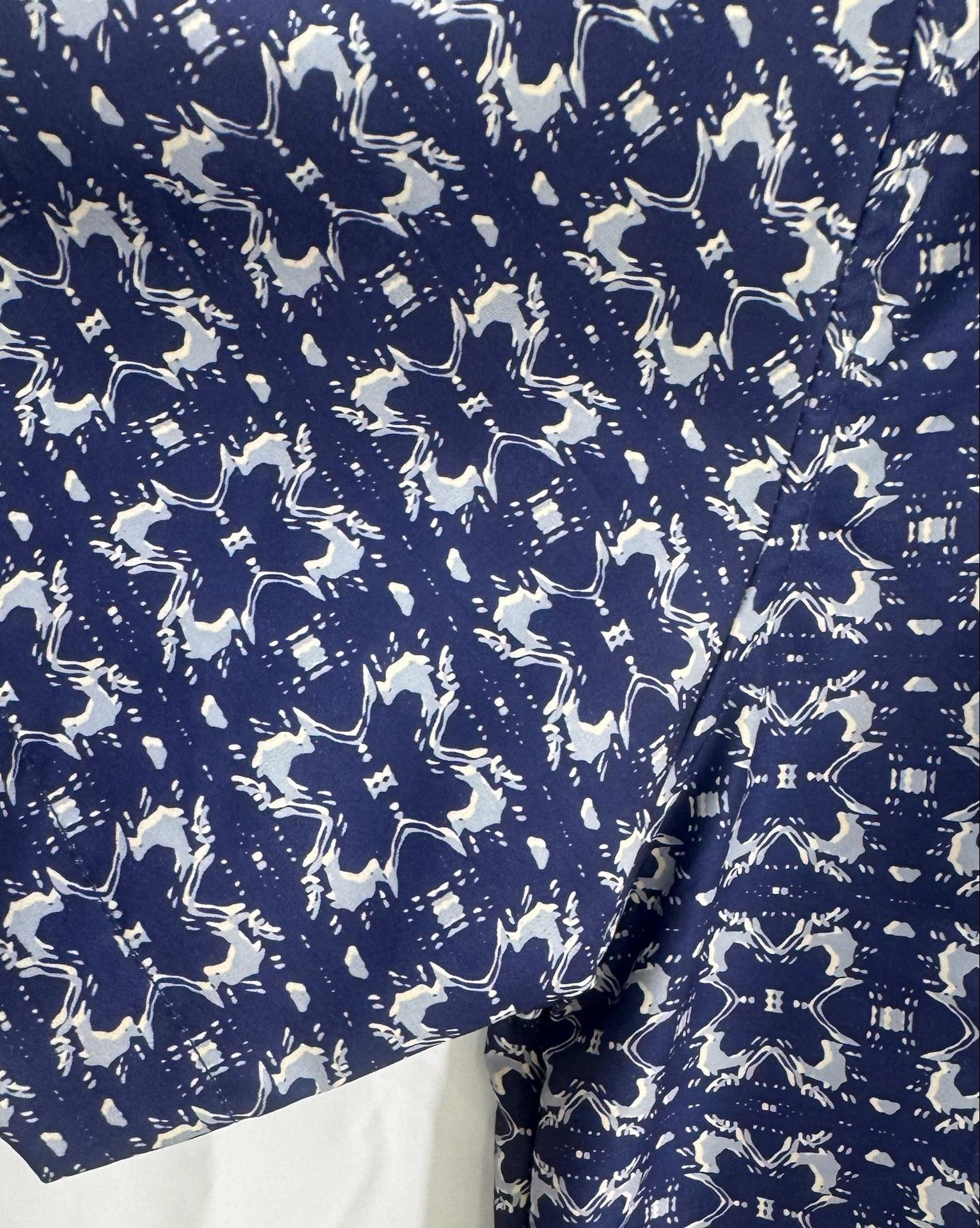 Men's Navy Blue Printed Short Sleeve Button-Up Shirt