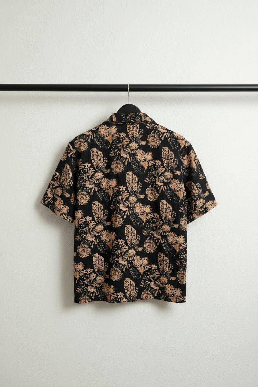 Bulan Bintang Men's Black & Brown Patterned Relaxed Fit Short Sleeve Shirt