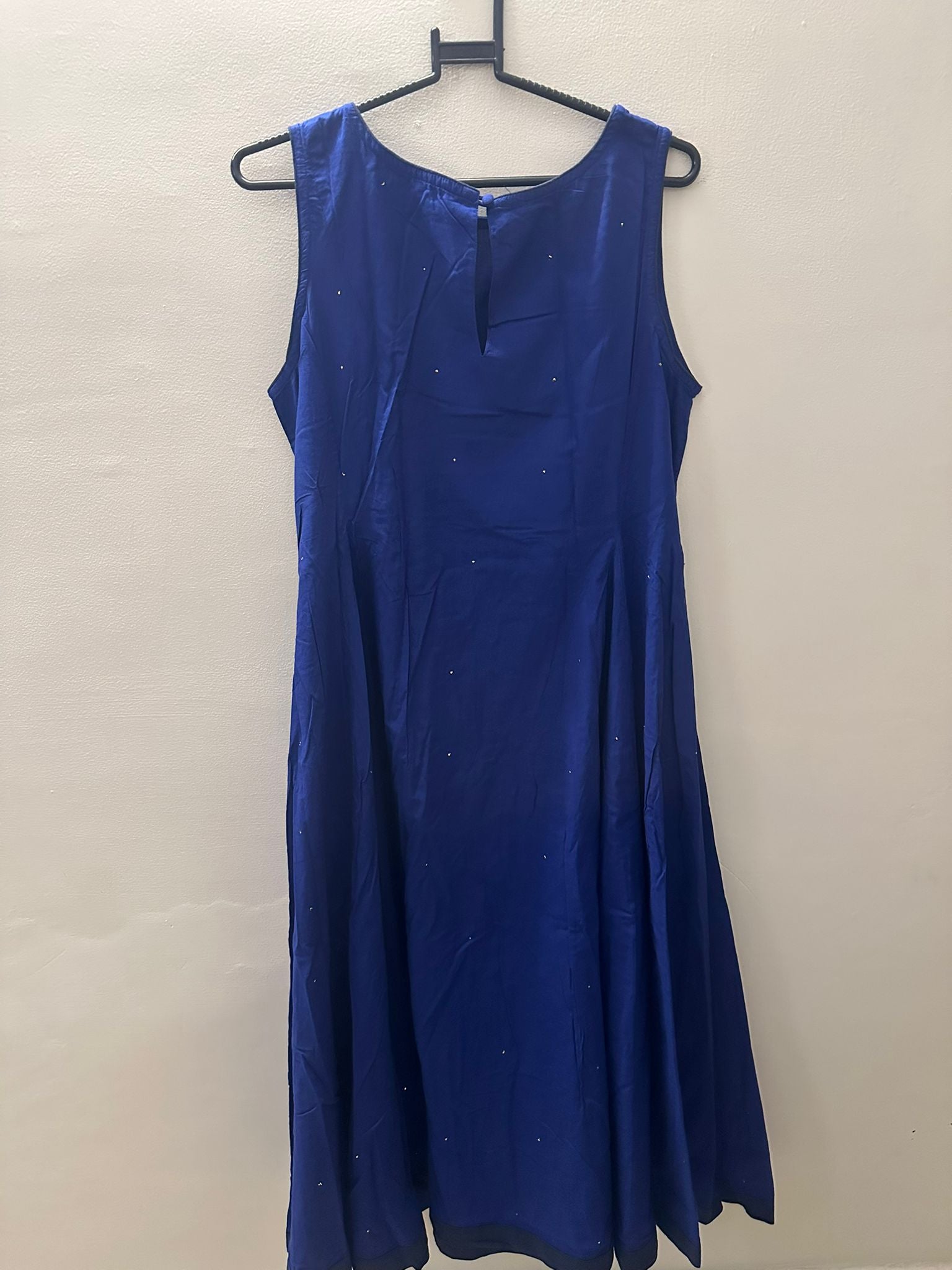 Fabindia Blue Sleeveless Slim Fit A-Line Kurta