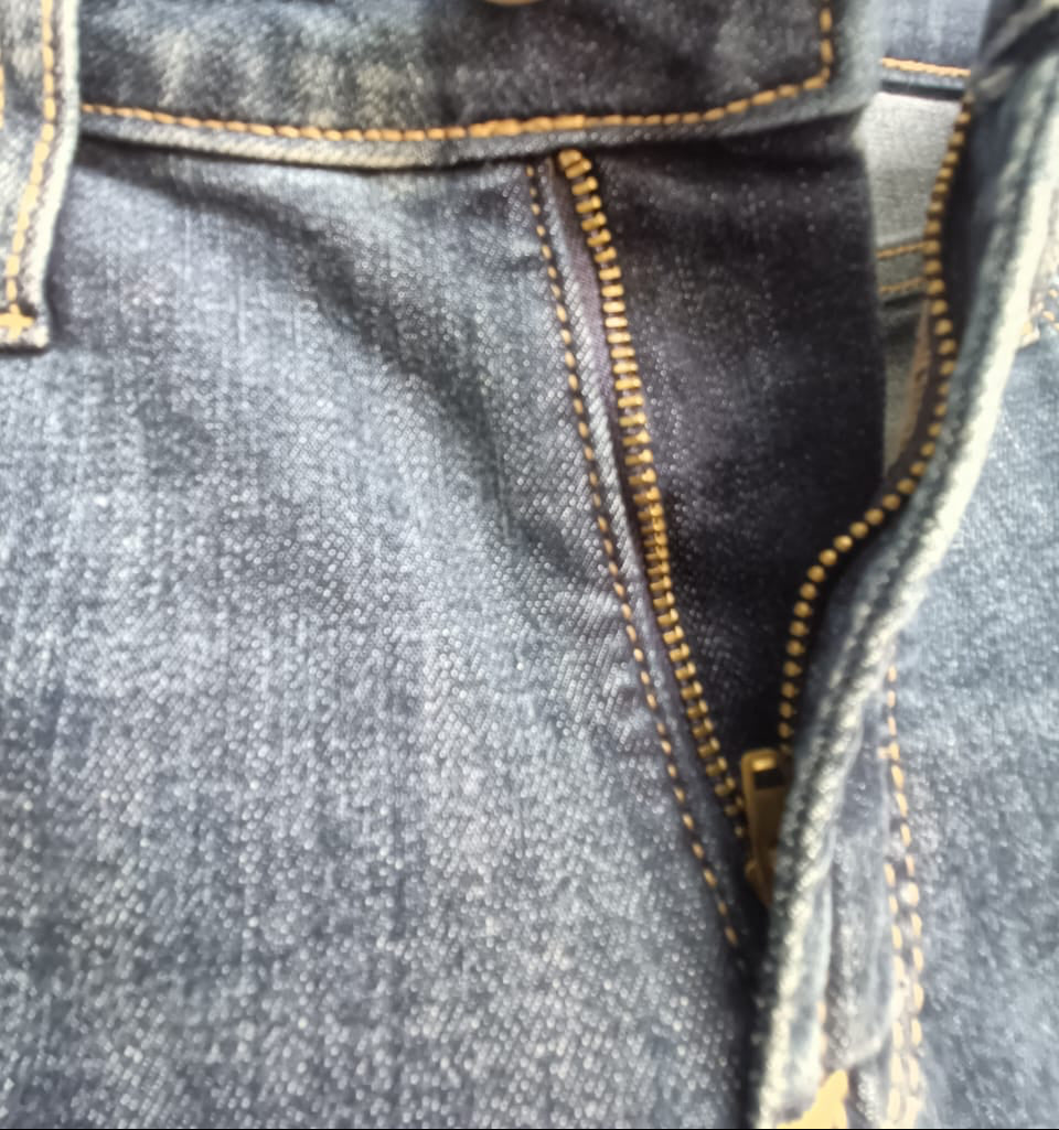 Old Navy High-Rise Rockstar Super Skinny Secret-Smooth Pockets Jeans