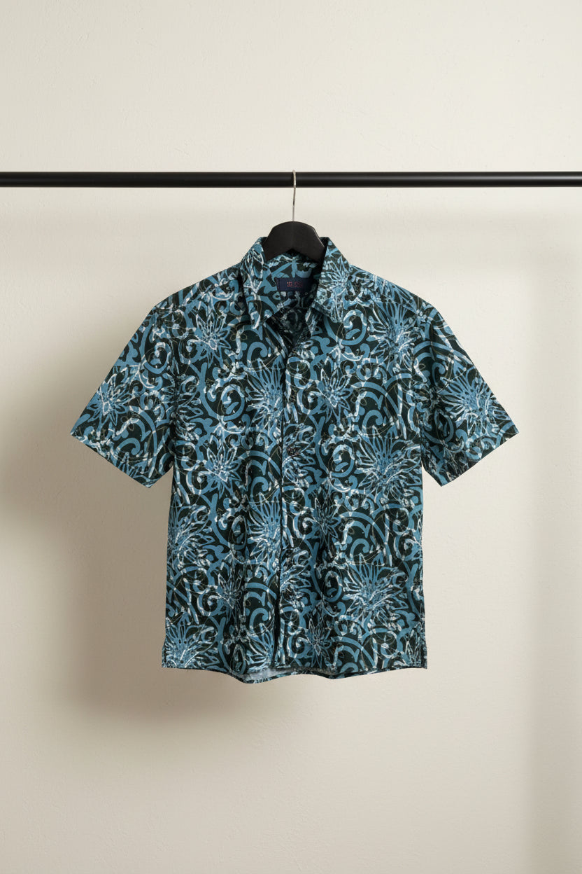 Bulan Bintang Men's Blue & Green Floral Relaxed Fit Short Sleeve Shirt