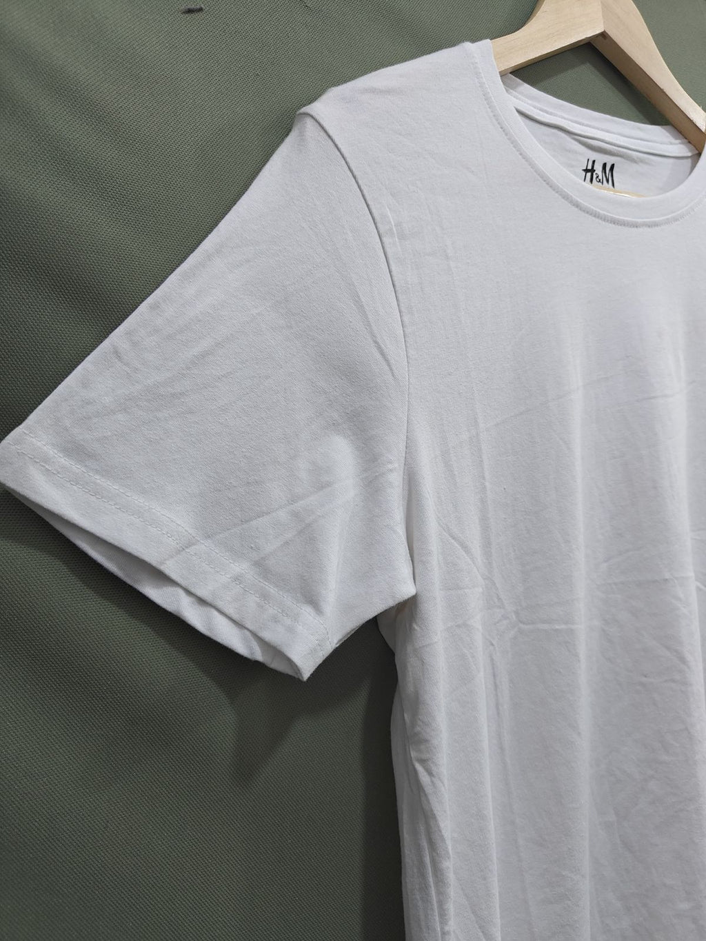 H&M White Crew Neck Regular Fit T-Shirt