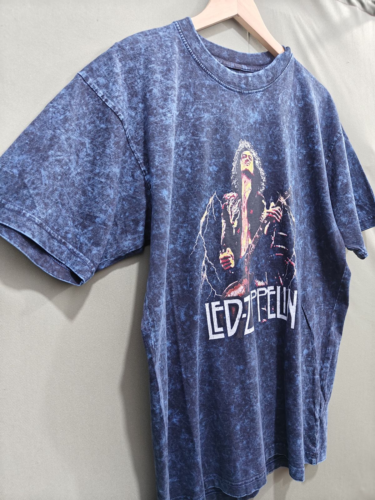 Led Zeppelin Graphic Print Acid Wash T-Shirt