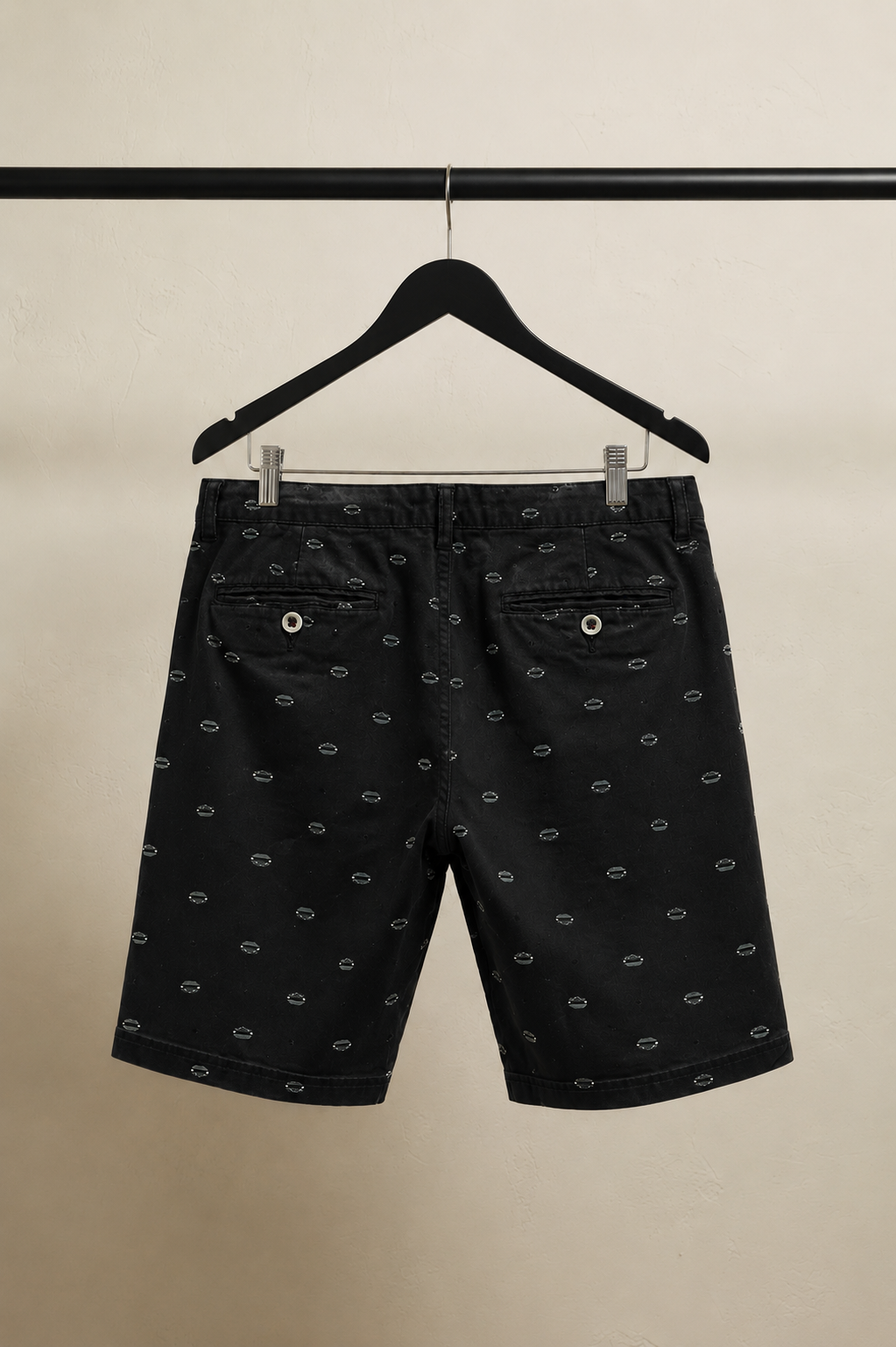 WOLF RIDER Men's Black Printed Casual Shorts