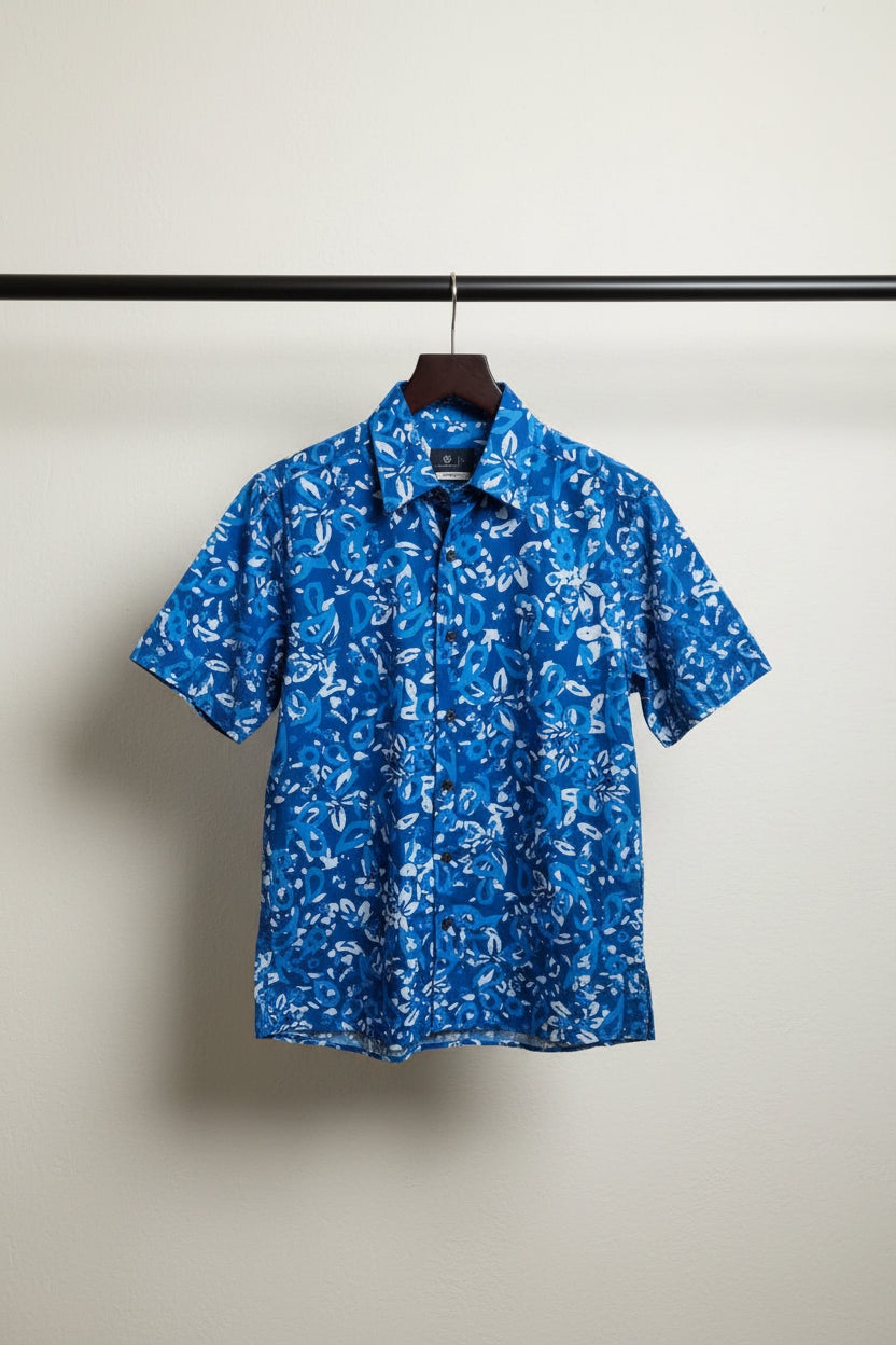 Bulan Bintang Men's Blue and White Patterned Relaxed Fit Short Sleeve Shirt