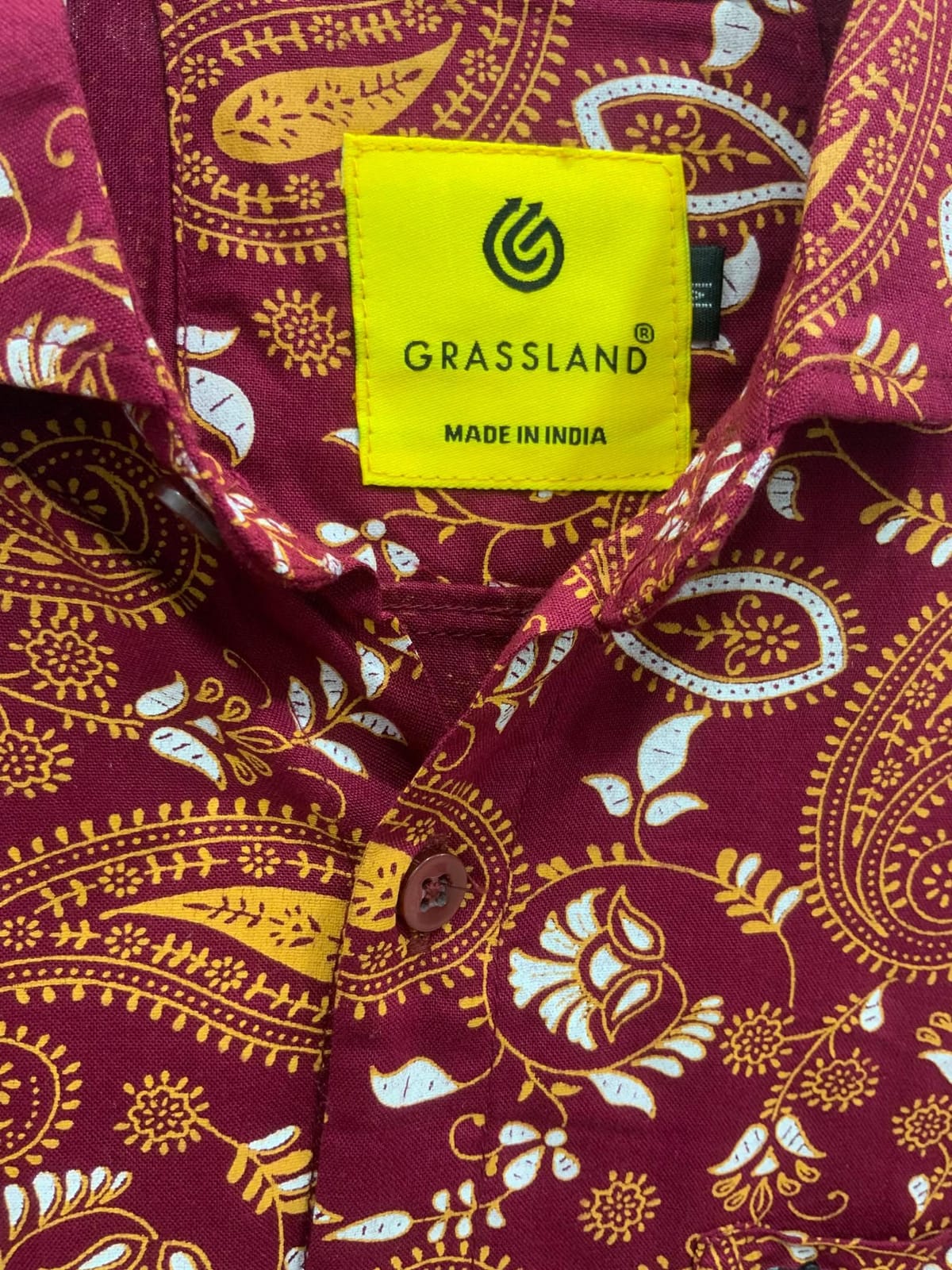 Grassland Men's Maroon Paisley Print Short Sleeve Casual Shirt