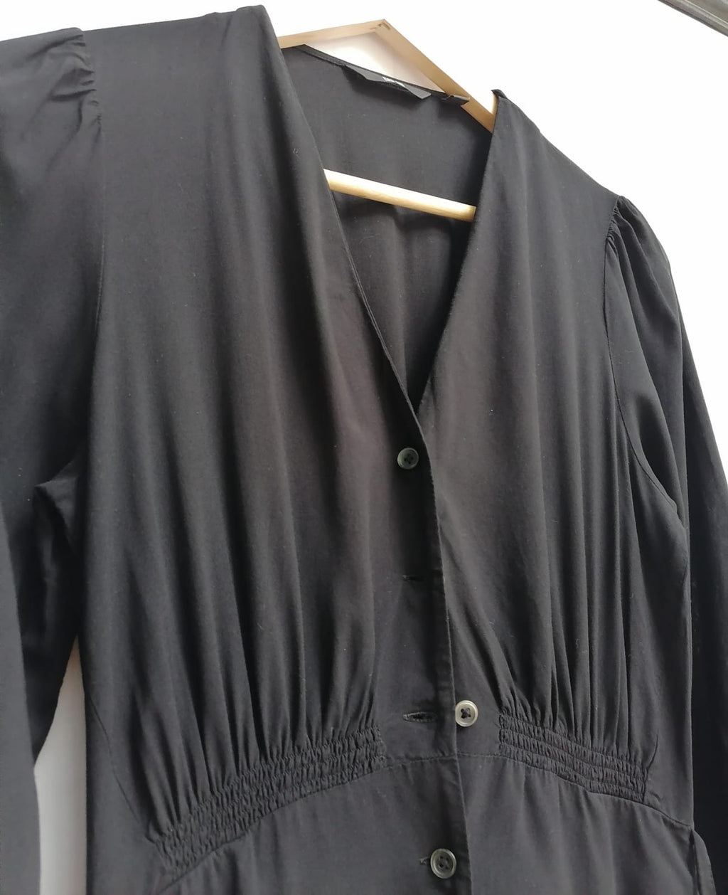 UNIQLO Black V-Neck Long Sleeve Shirred Waist Midi Dress