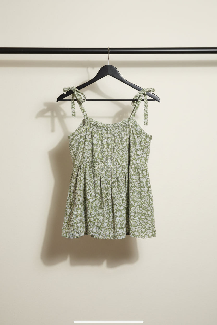 Women's Green and White Floral Print Sleeveless A-Line Top