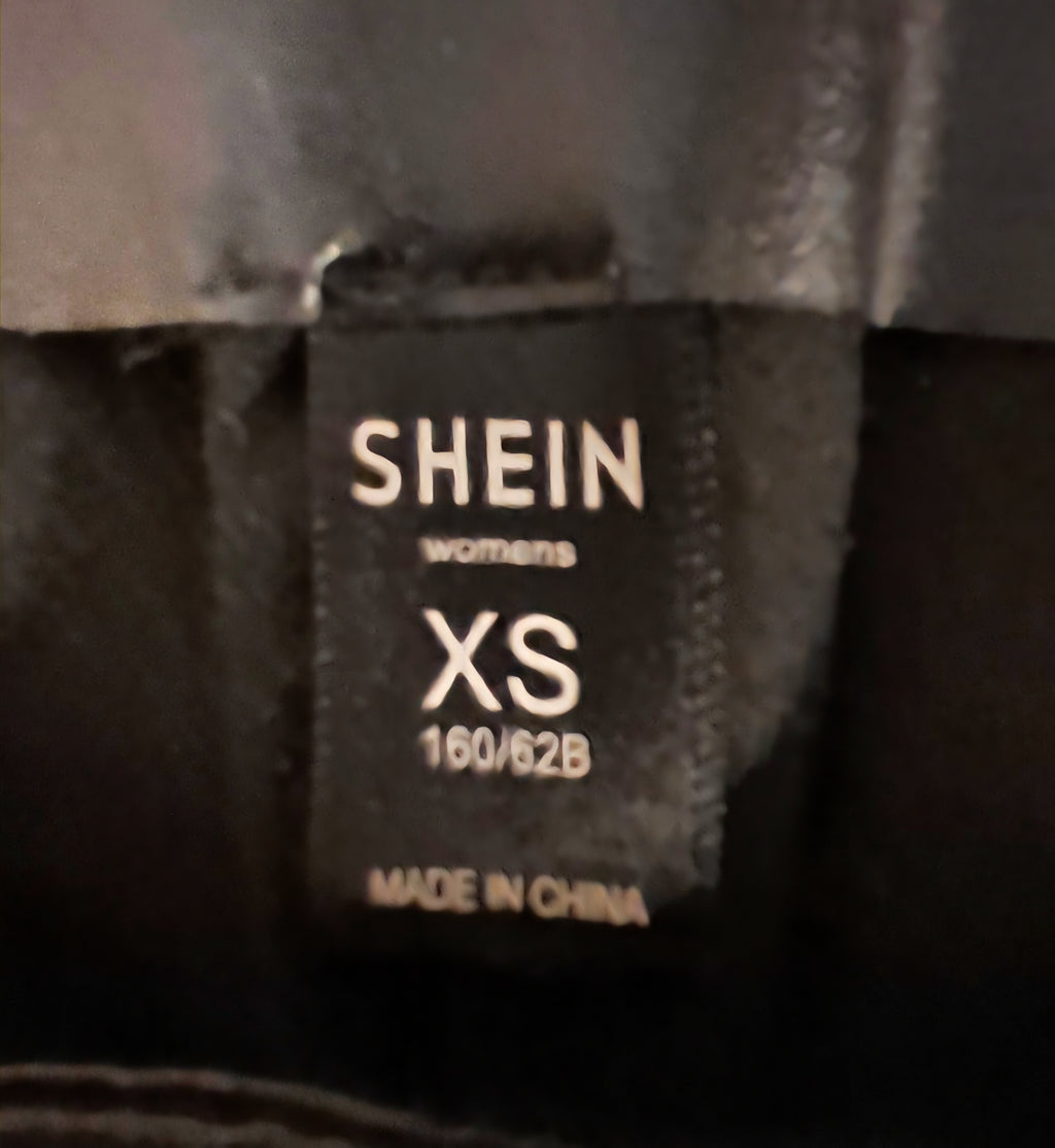 SHEIN Women's Black Faux Leather Mini Skirt with O-Ring Zipper