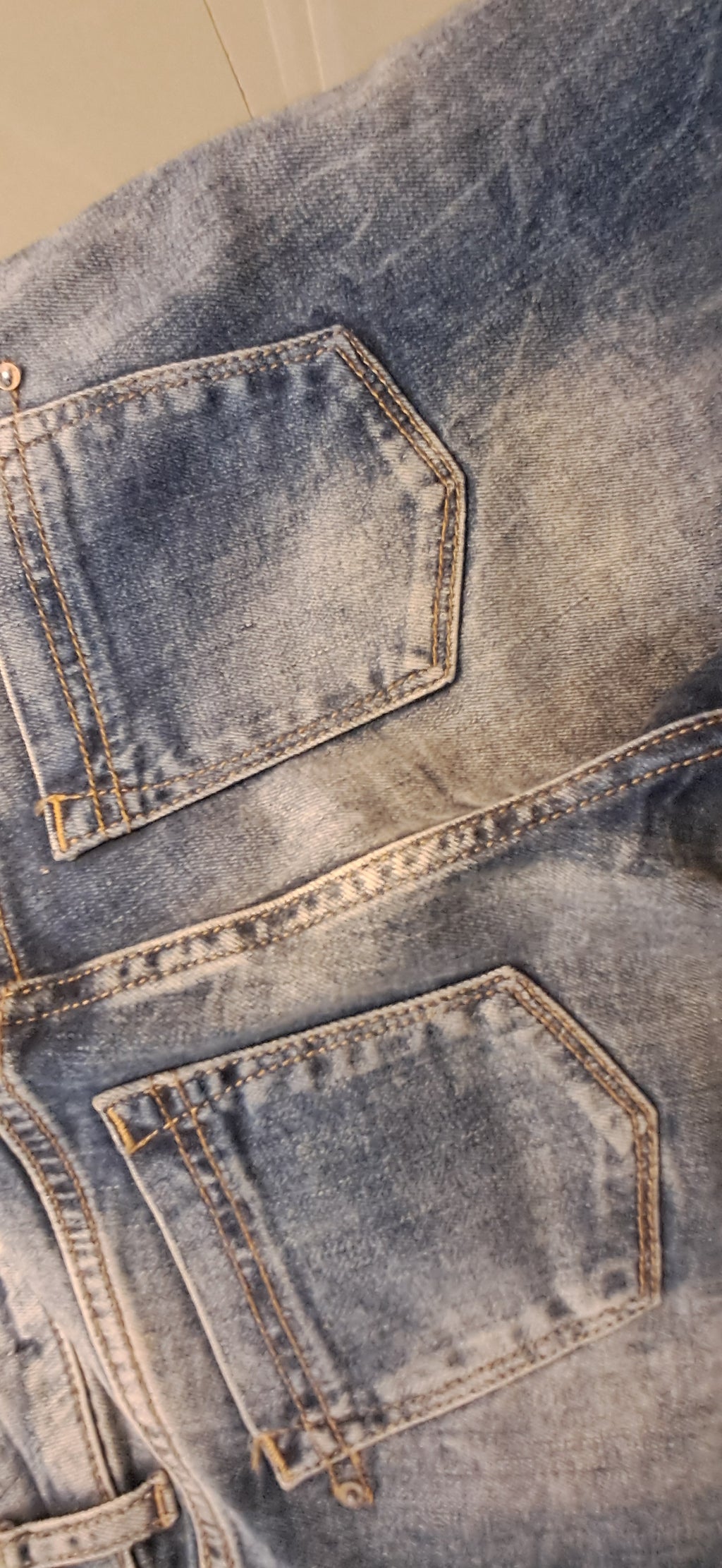 Zara TRF Women's Blue Distressed Straight Fit Jeans
