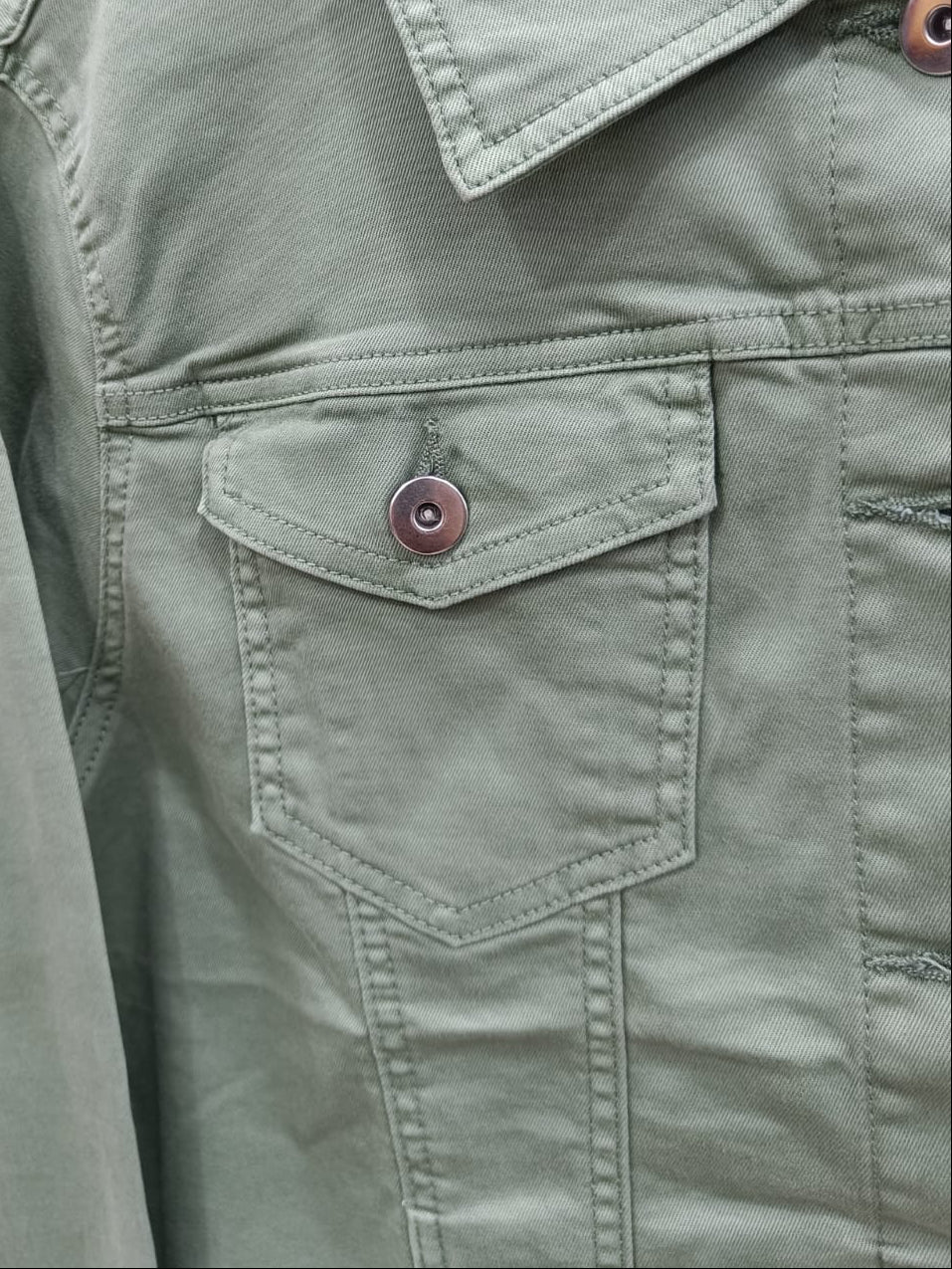 Amara Reya Women's Green Denim Jacket