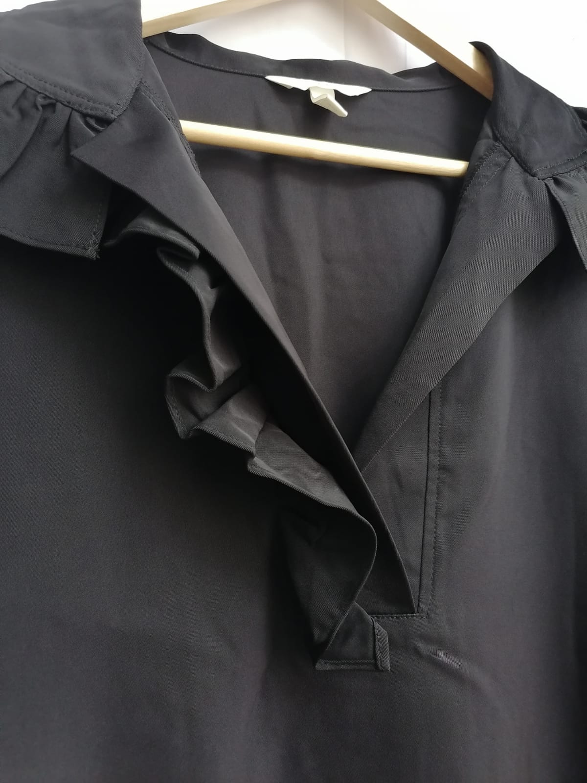 H&M Black Ruffled V-Neck Blouse