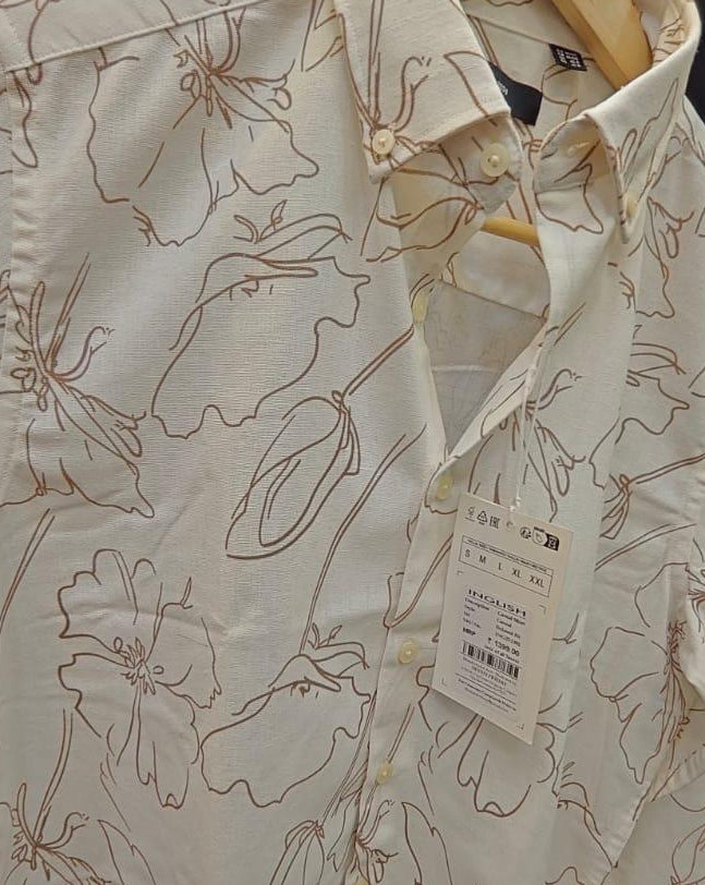 INGLISH Men's Off-White Floral Relaxed Fit Casual Shirt