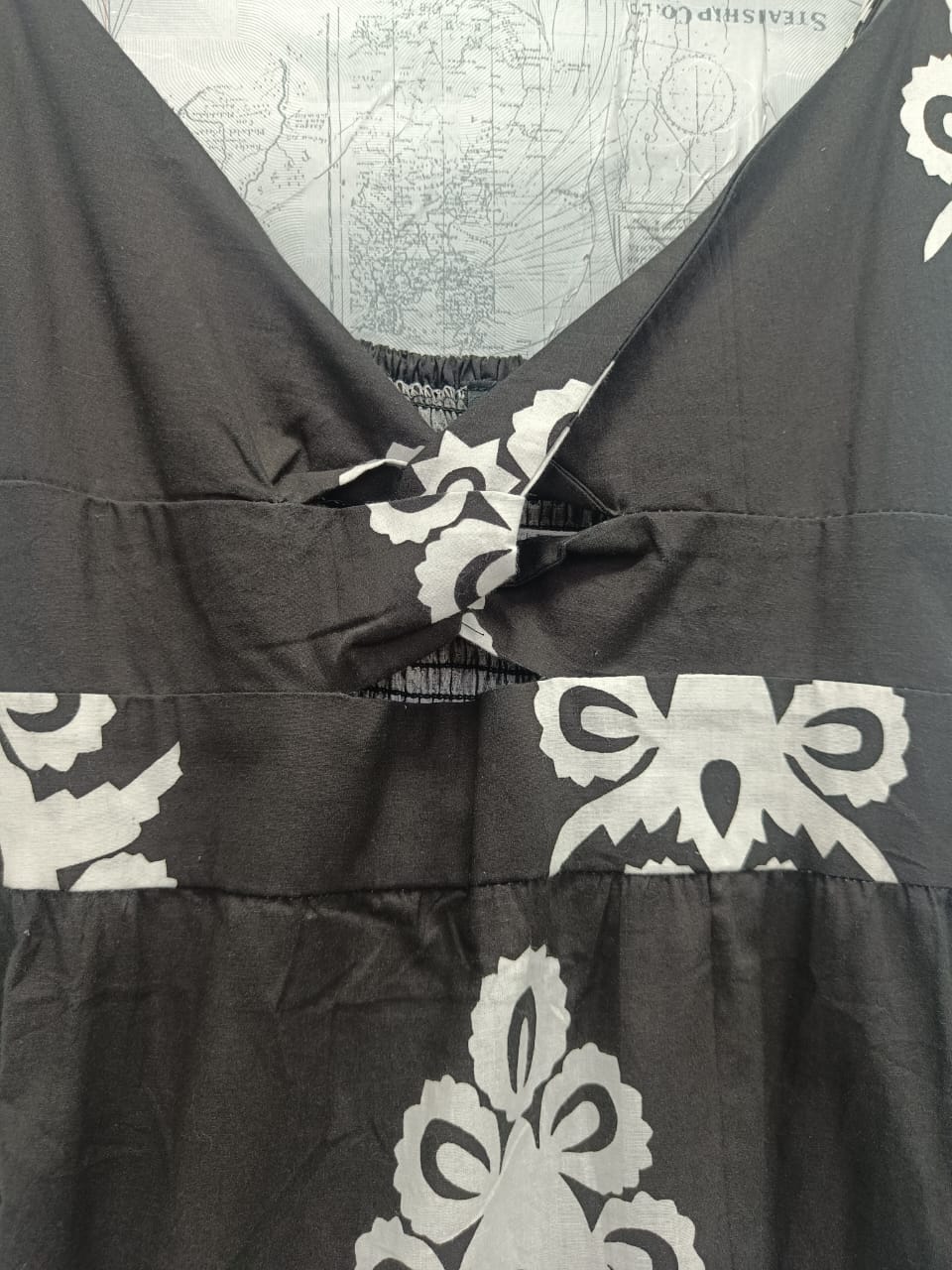 Women's Black and White Printed Tiered Mini Dress