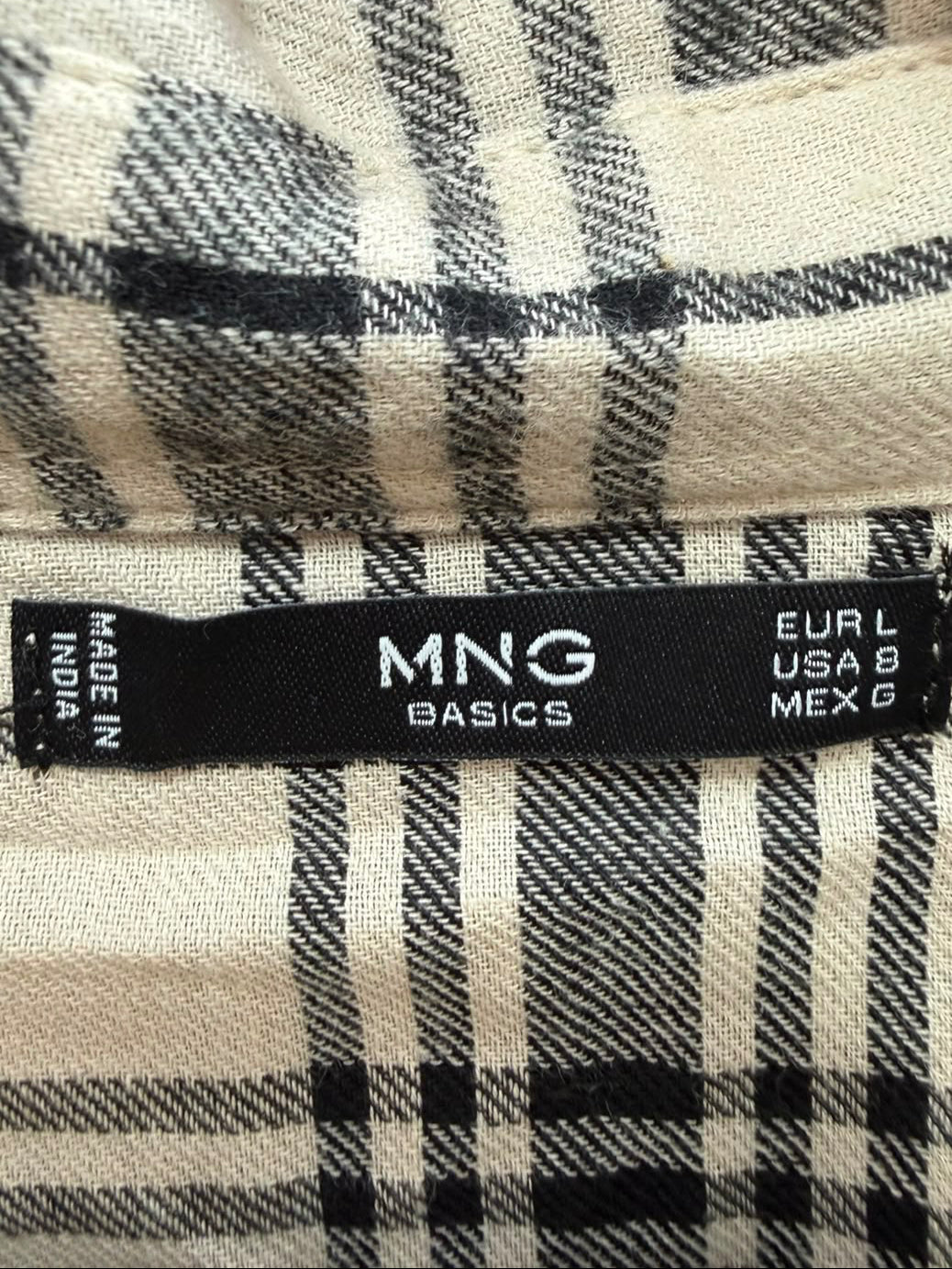 MNG BASICS Women's Black and White Plaid Cropped Long Sleeve Shirt