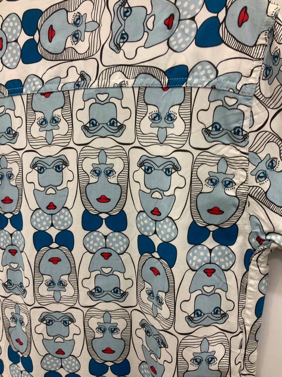 Miller Stone Men's Abstract Face Print Short Sleeve Shirt