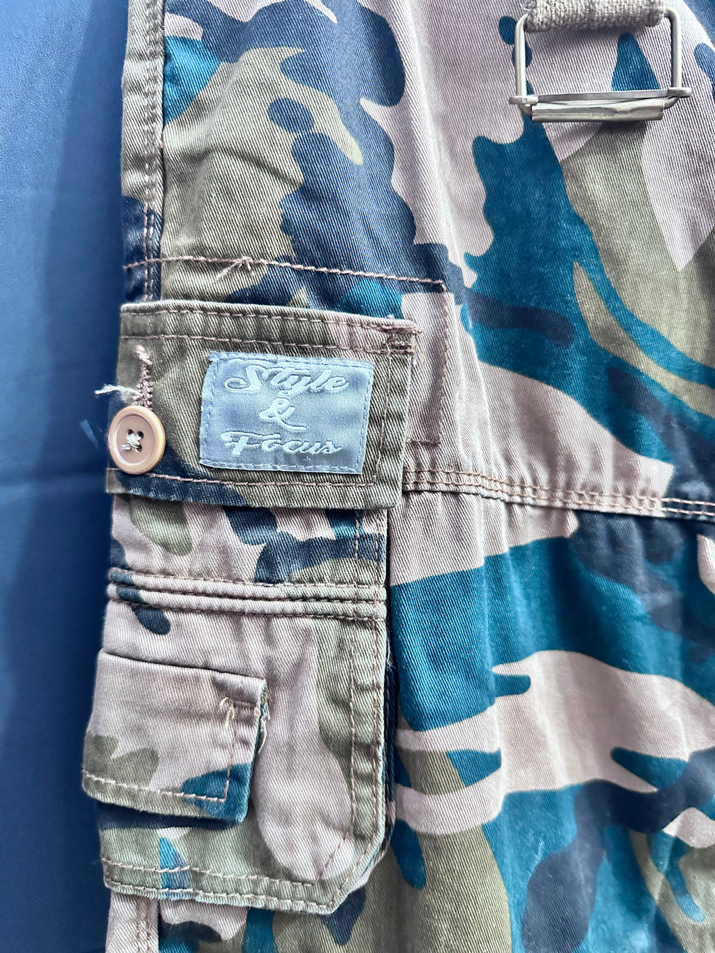Men's Camouflage Cargo Shorts with Belt - Style & Focus