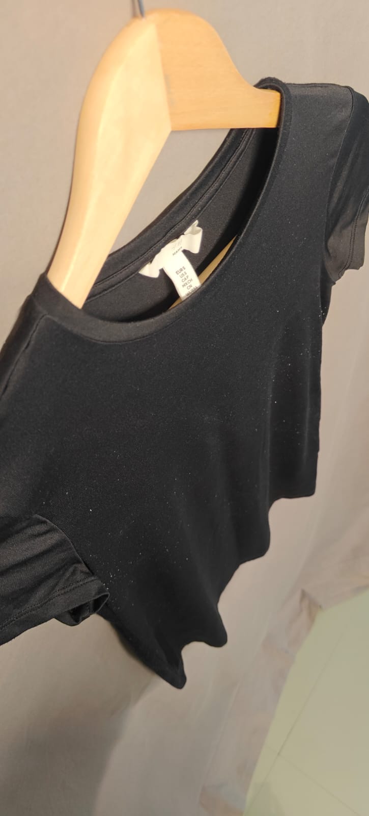 H&M MAMA Women's Black Short Sleeve T-Shirt