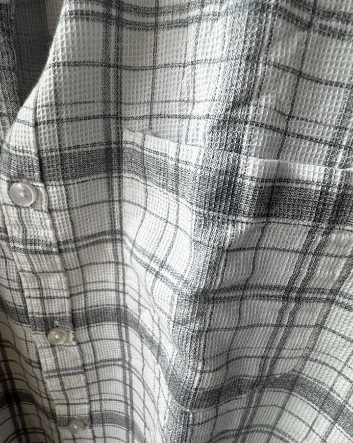 Go Rabbit Men's White & Grey Plaid Waffle Knit Casual Shirt