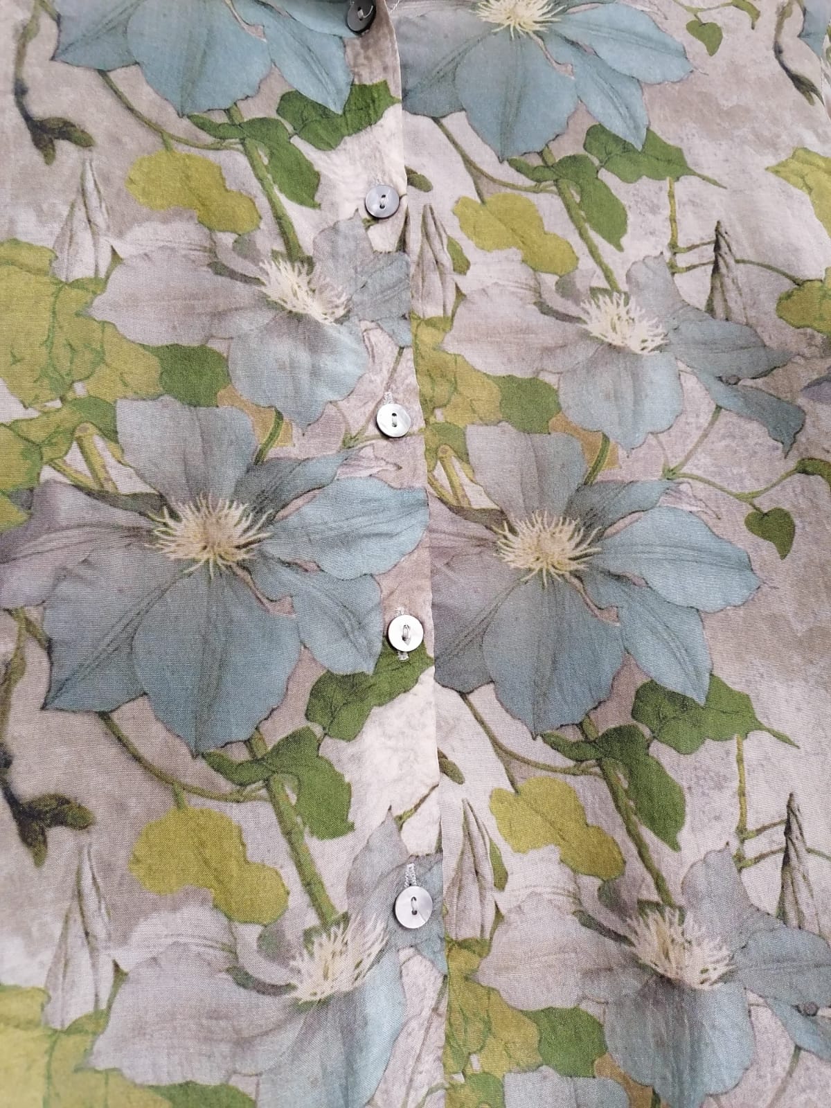 Women's Multicolor Floral Print Long Sleeve Button-Up Shirt