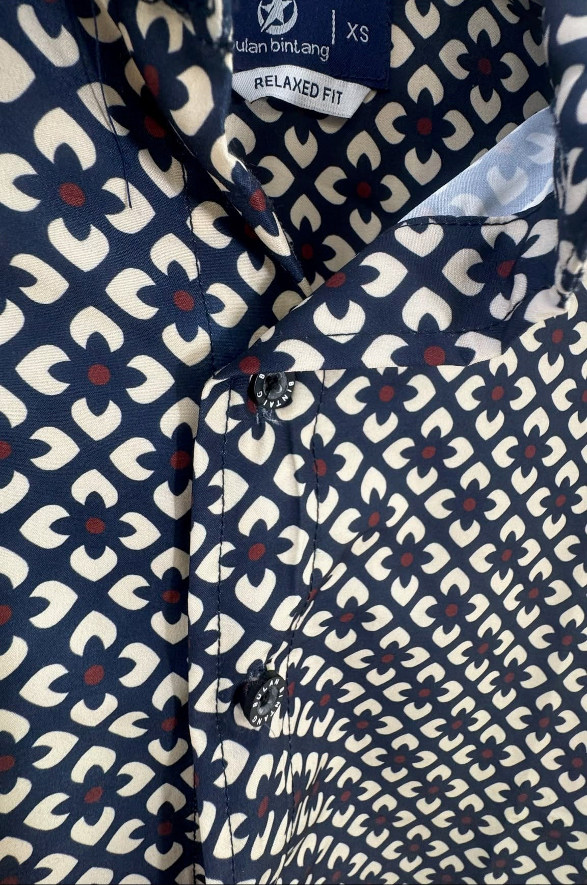 Bulan Bintang Men's Navy Blue Printed Relaxed Fit Short Sleeve Shirt