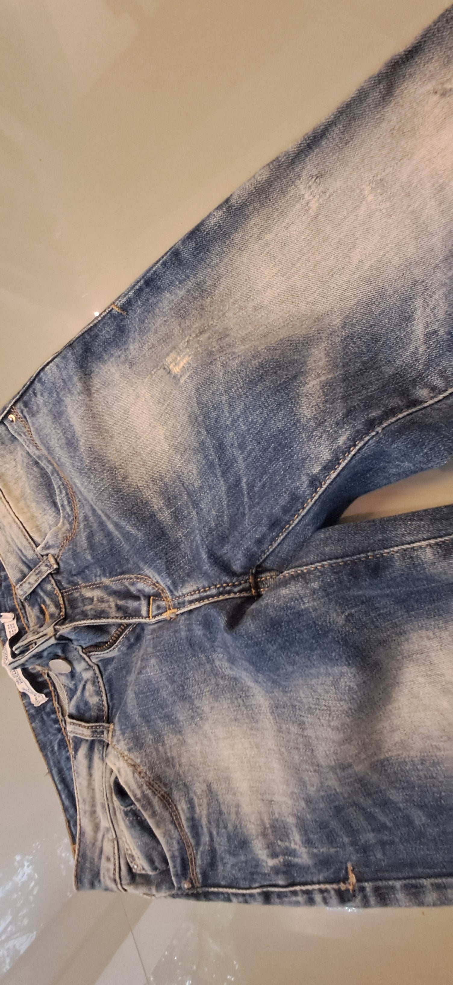 Zara TRF Women's Blue Distressed Straight Fit Jeans