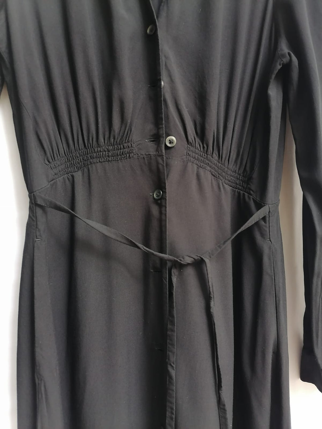 UNIQLO Black V-Neck Long Sleeve Shirred Waist Midi Dress
