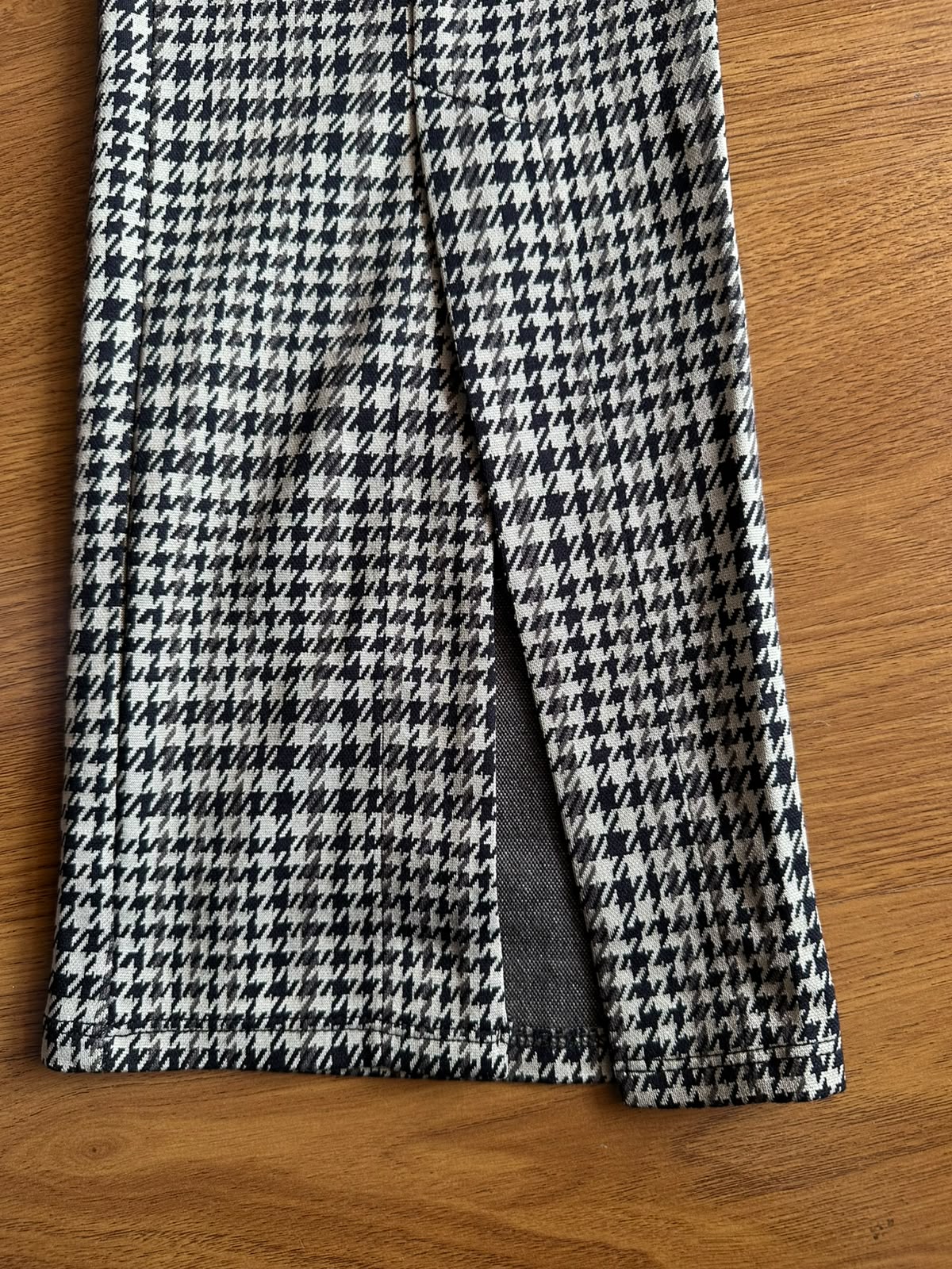 H&M Women's Houndstooth Pattern Split Hem Flared Trousers