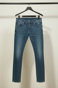 Men's Blue Washed Slim Fit Denim Jeans by Vajbee