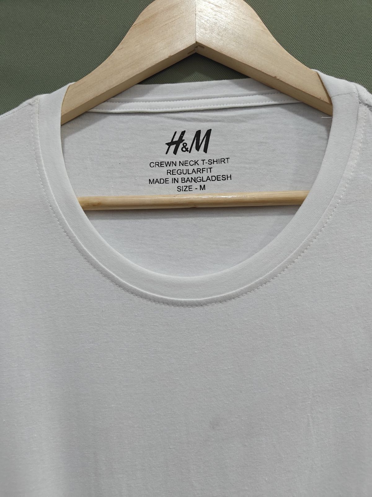 H&M White Crew Neck Regular Fit T-Shirt