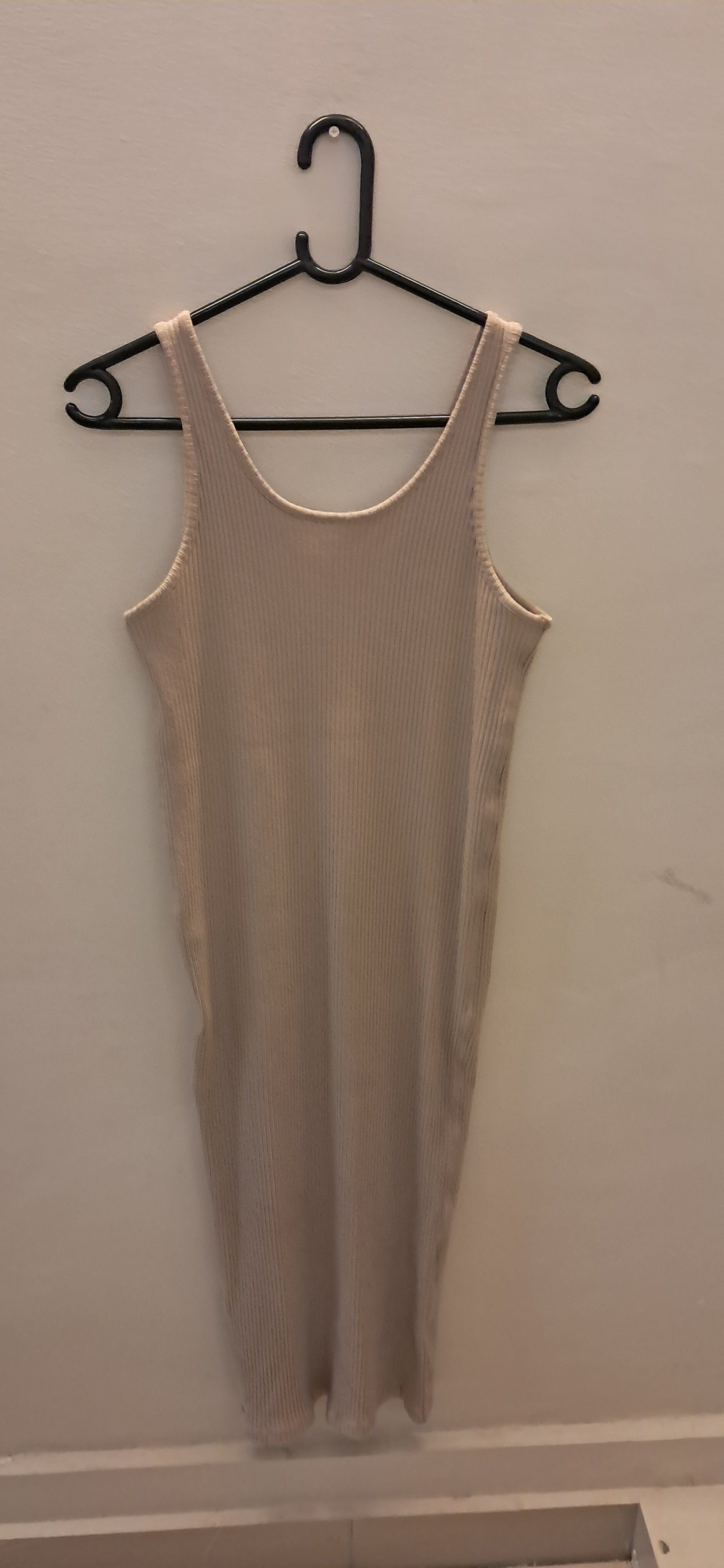 H&M Women's Beige Ribbed Sleeveless Bodycon Long Dress