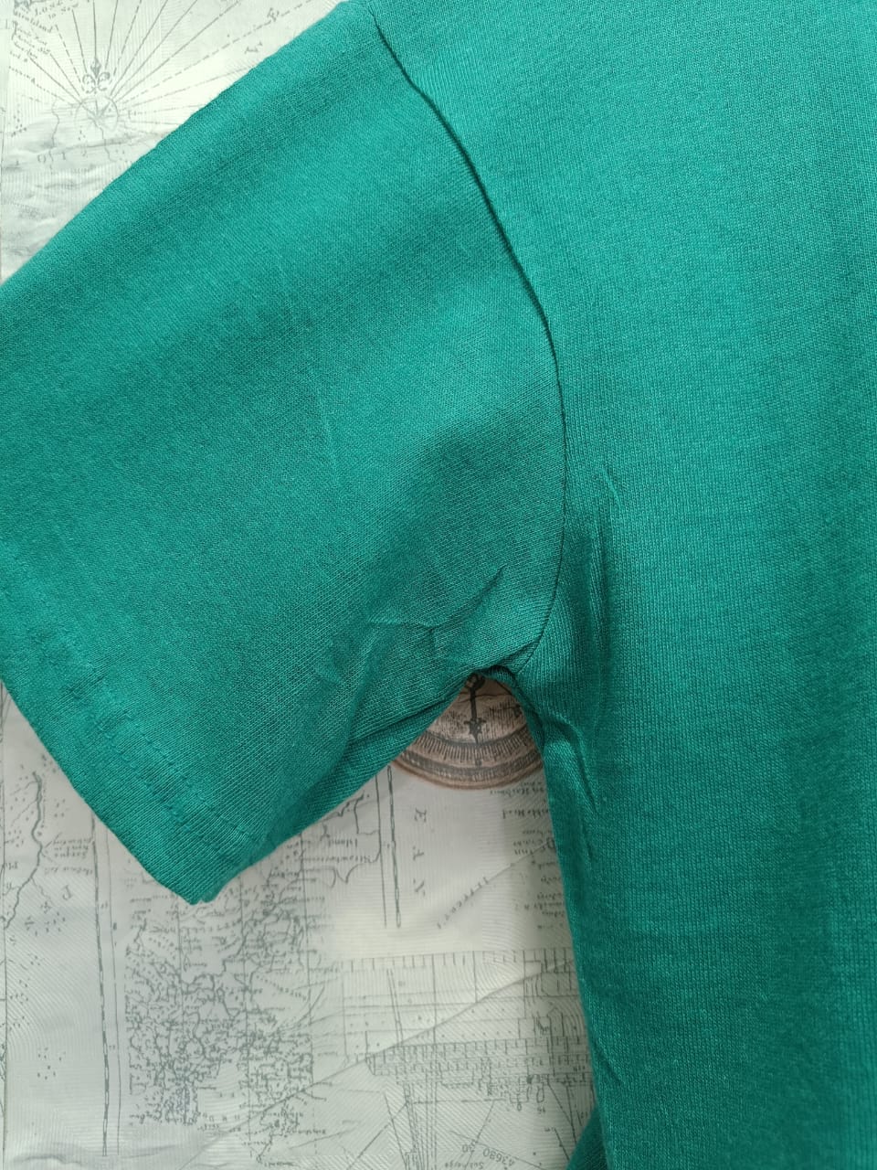 ATTIRHUB Green Heart Print Crop Top