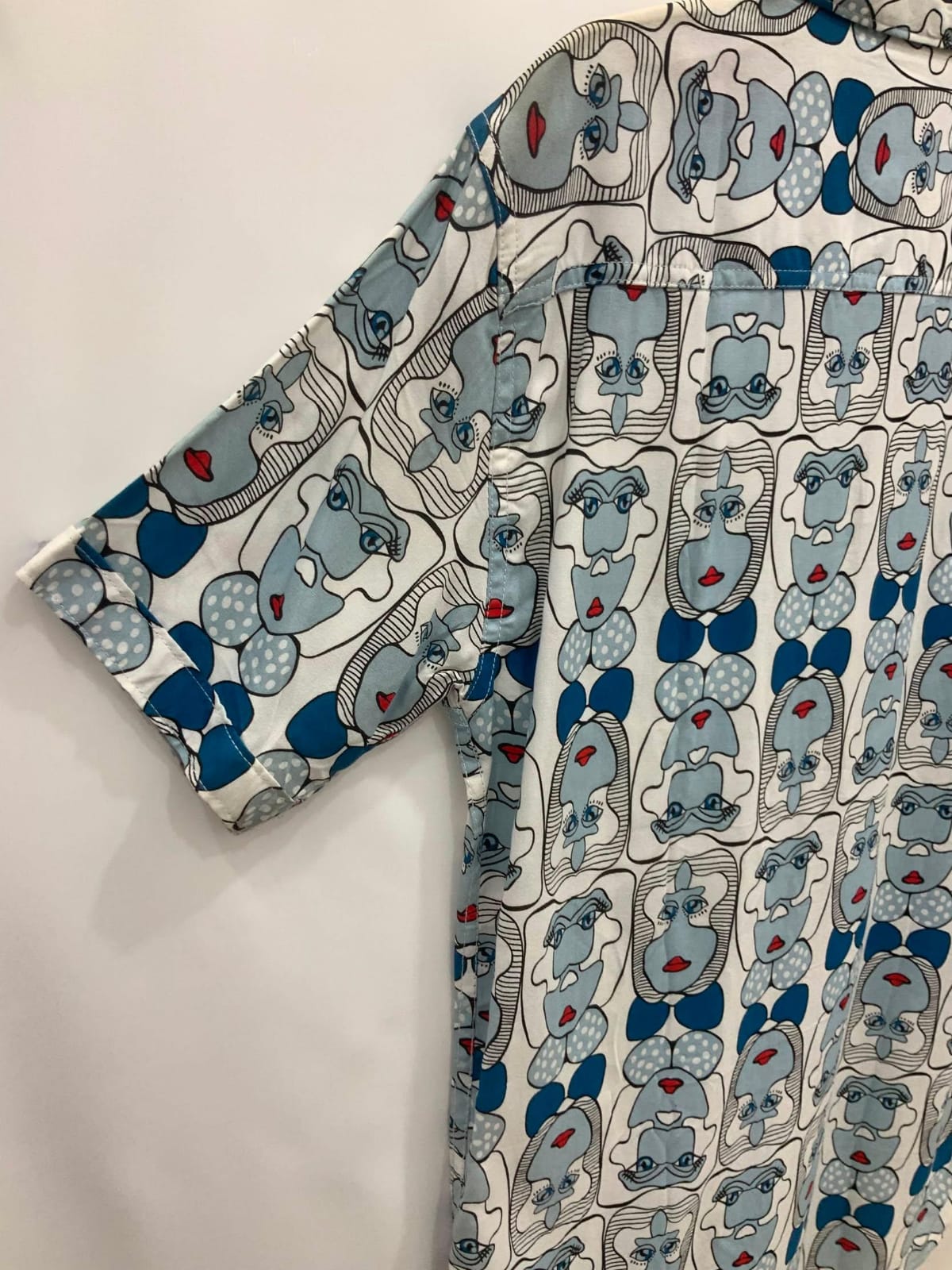 Miller Stone Men's Abstract Face Print Short Sleeve Shirt