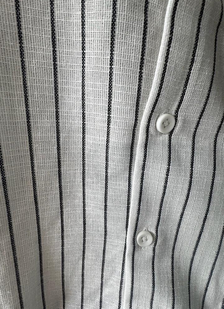 BIG BUL Men's White & Black Striped Full Sleeve Casual Shirt