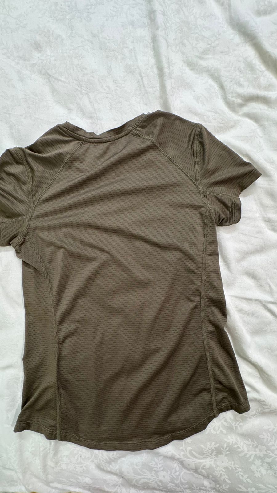 H&M Olive Green Short Sleeve Athletic T-shirt