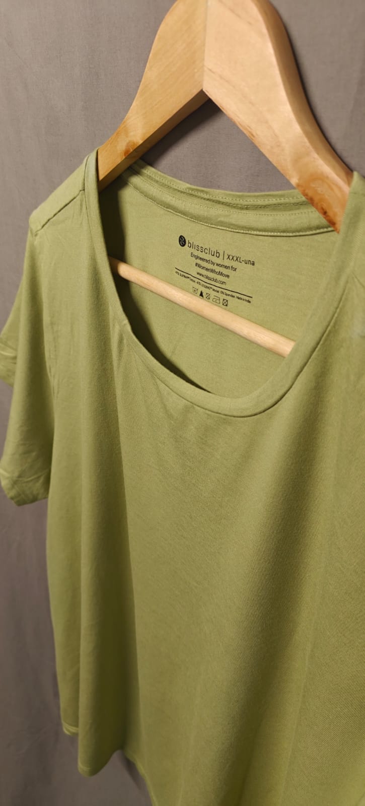 Blissclub Women's XXXL-Una Olive Green Short Sleeve T-Shirt