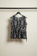 Black & White Paisley Print Sleeveless Tunic Top