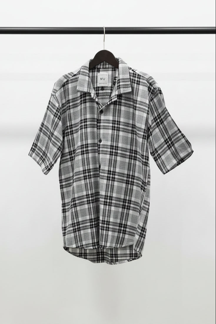 M7 Men's Grey and Black Plaid Short Sleeve Casual Shirt