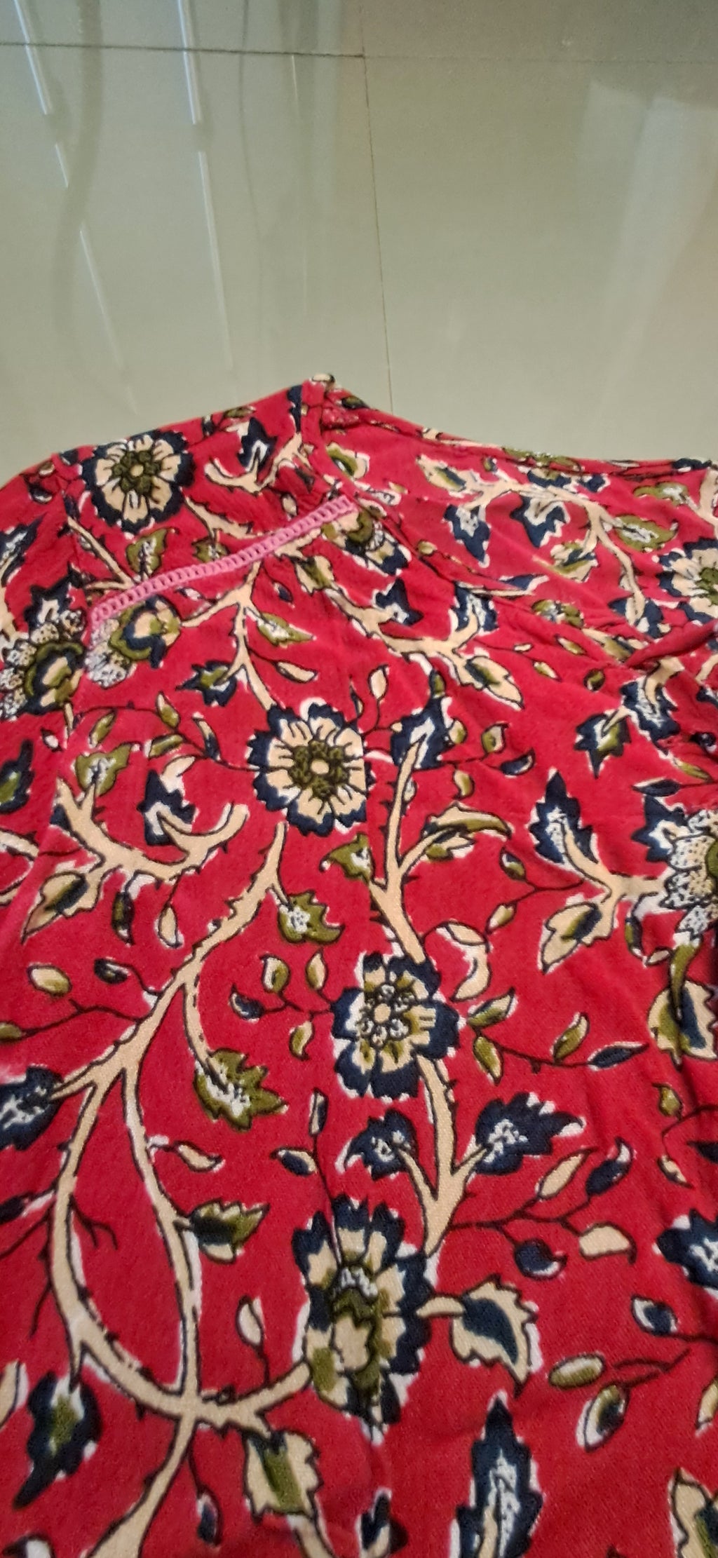 Women's Red Floral Print Long Sleeve Casual Top