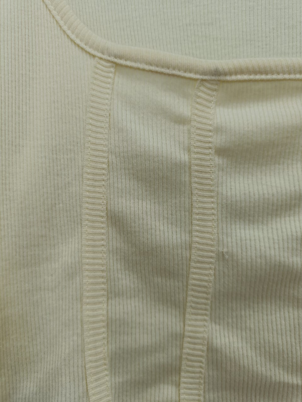 LILLEAGLE Women's Cream Ribbed Long Sleeve Crop Top