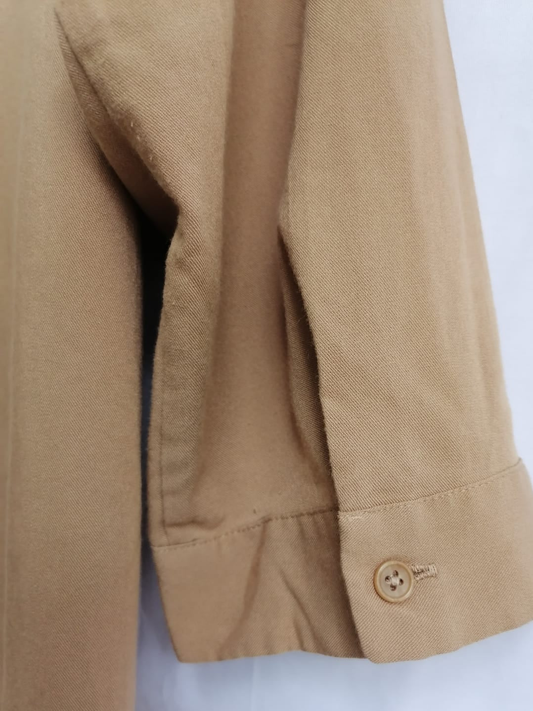 Uniqlo Women's Tan 3/4 Sleeve Collared Blouse