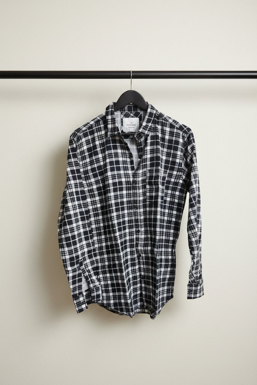 TREND BRIDGE Men's Black and White Plaid Flannel Shirt