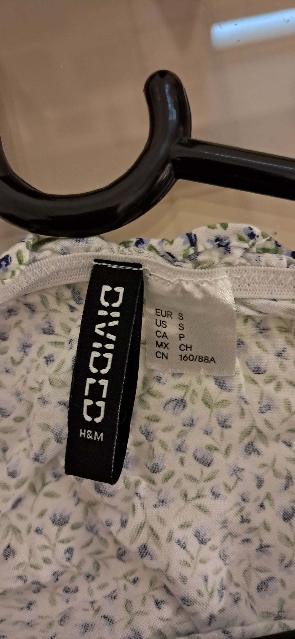 H&M Divided White Floral Print Tie-Strap Crop Top