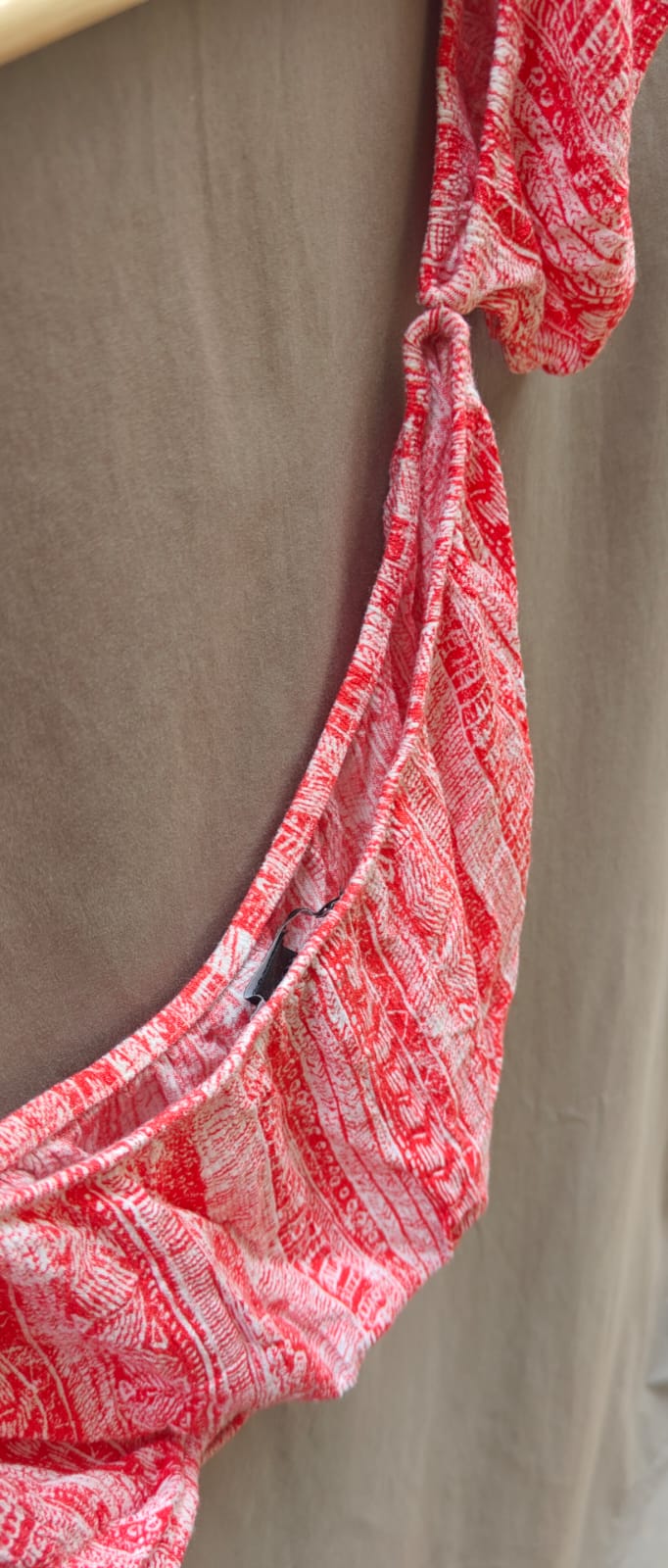 Forever 21 Red & White Patterned Off-Shoulder Crop Top