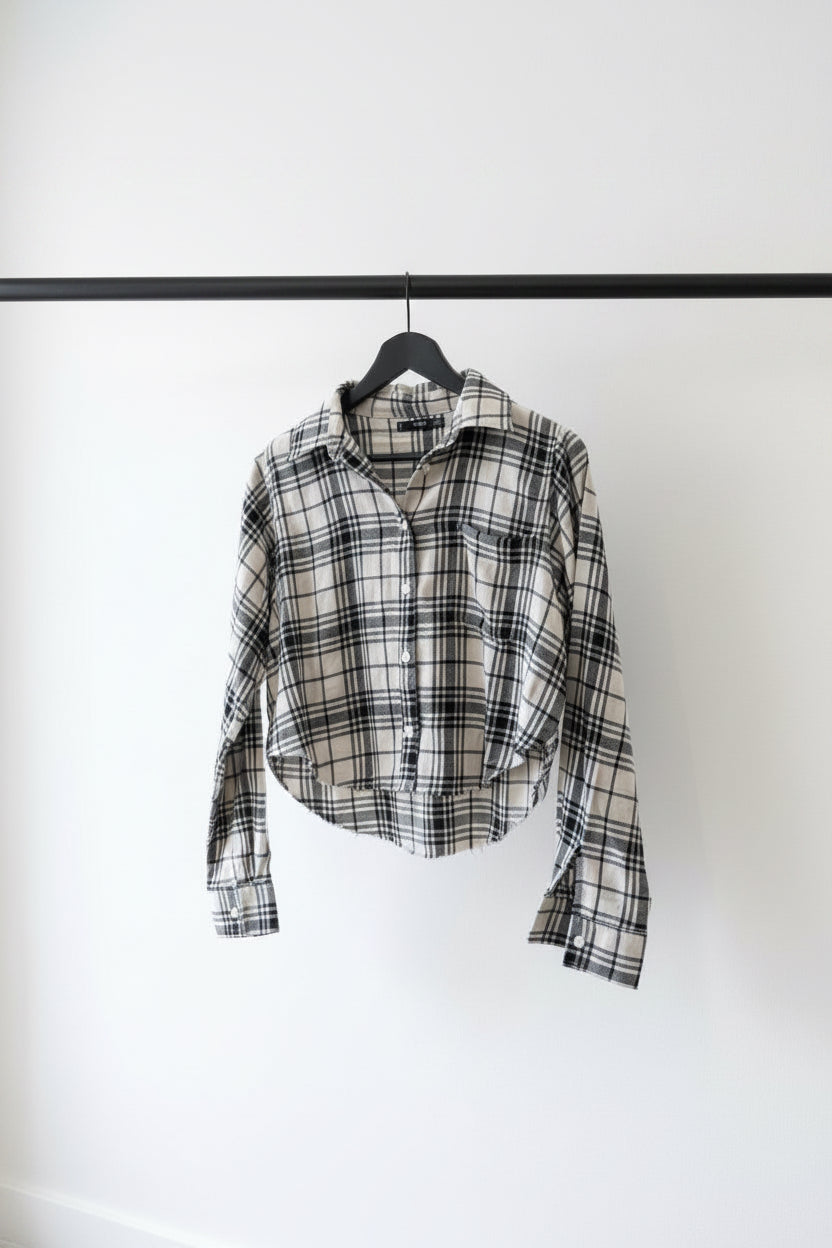 MNG BASICS Women's Black and White Plaid Cropped Long Sleeve Shirt