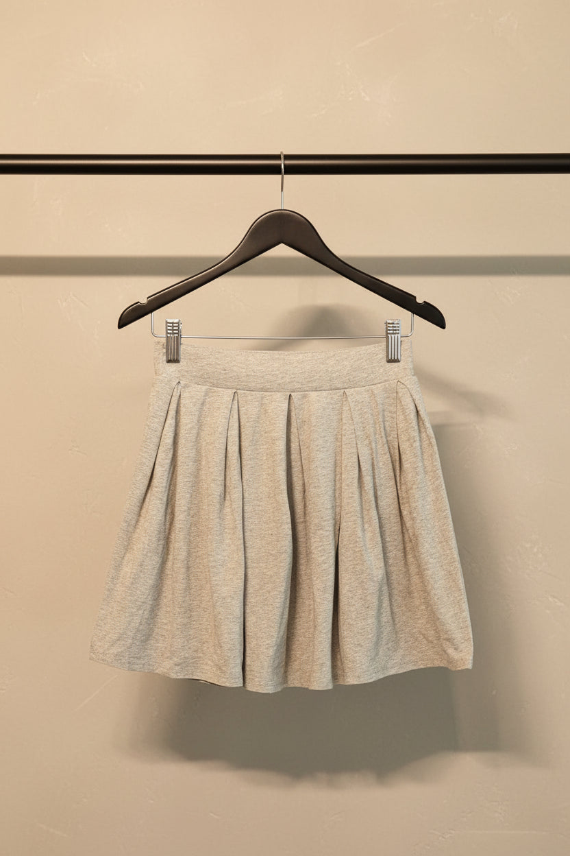 Forever 21 Grey Pleated Mini Skirt