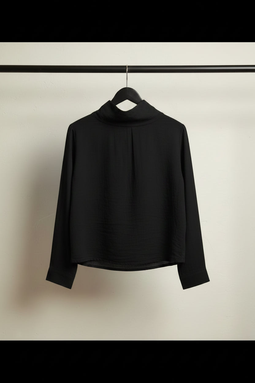 Women's Black Long Sleeve Collared Blouse