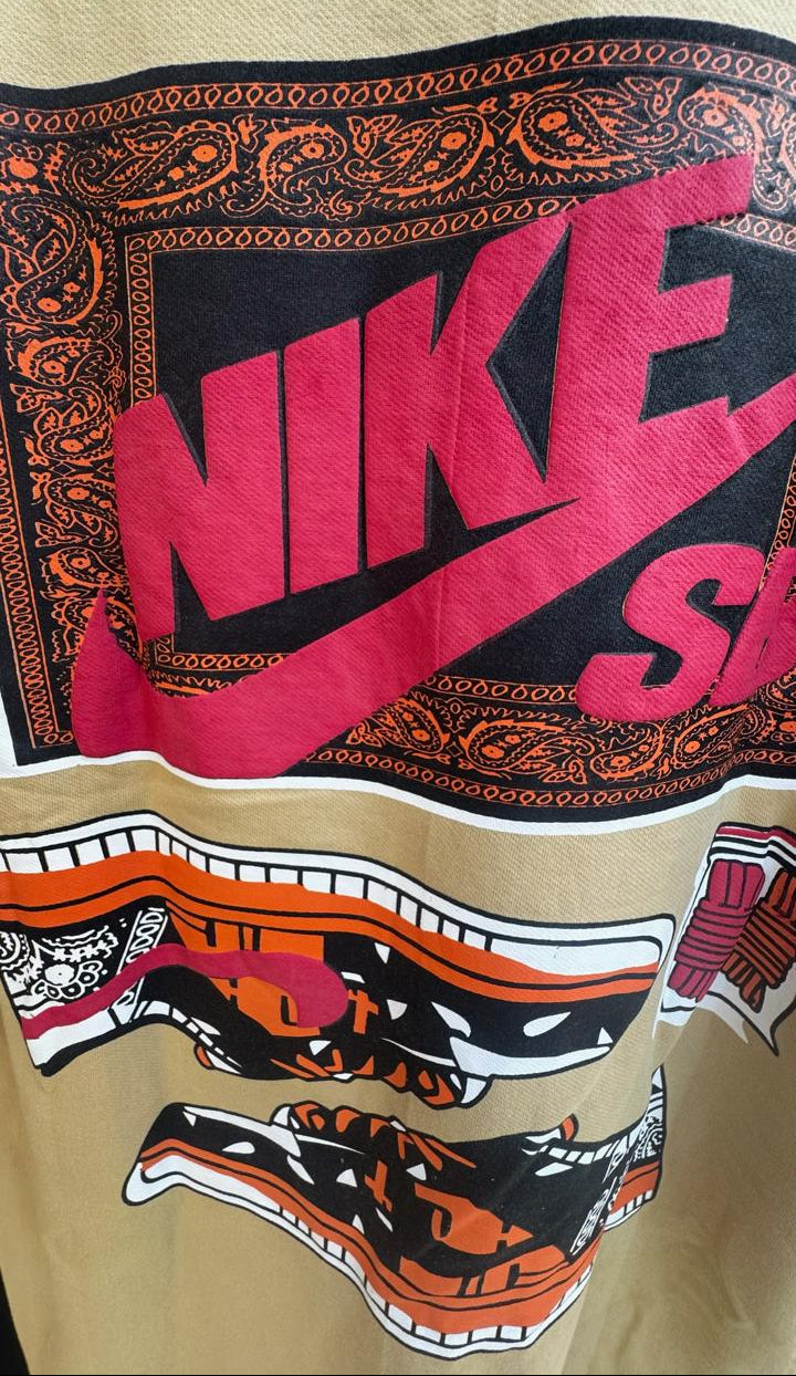 Men's Beige Nike SB Graphic Print T-shirt